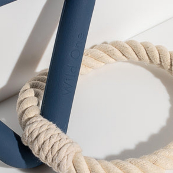 WILD ONE | Triangle Tug Small Dog Toy in Navy - Picture 3 of 10